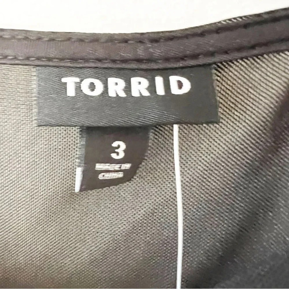 Torrid Dress Black‎ Size 3X Faux Surplice Mesh Skater New With Tags Plus Curvy - Picture 3 of 9